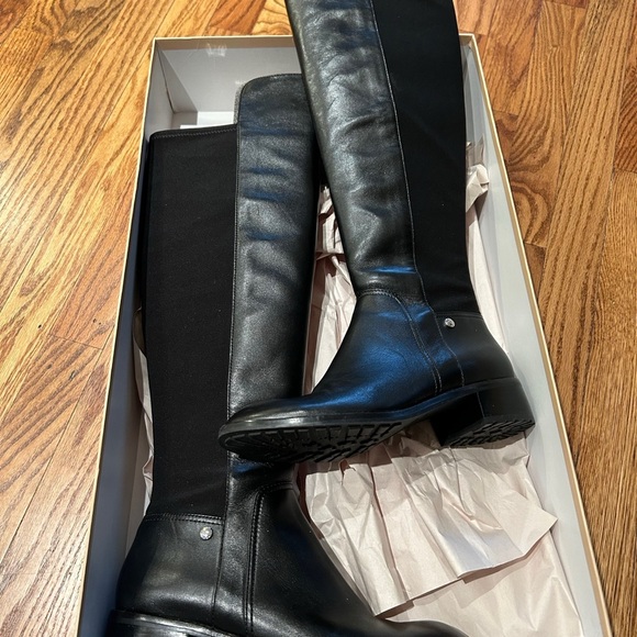 Michael Kors Bromley riding boot - Picture 2 of 4